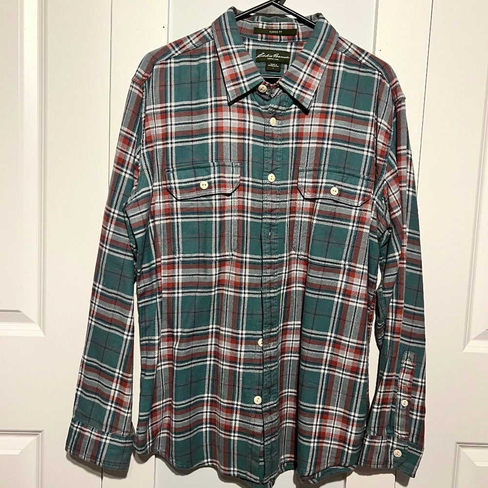 Men's Eddie Bauer Classic Fit Flannel (L)